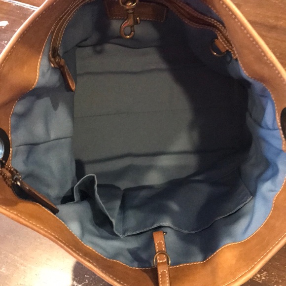 Coach purse - Picture 3 of 11